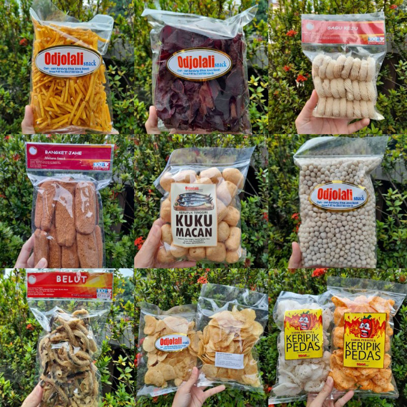 

Aneka Keripik Khas Bandung