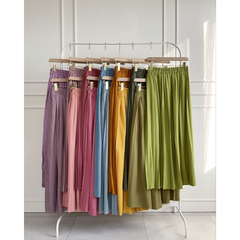 Ameera pleated skirt