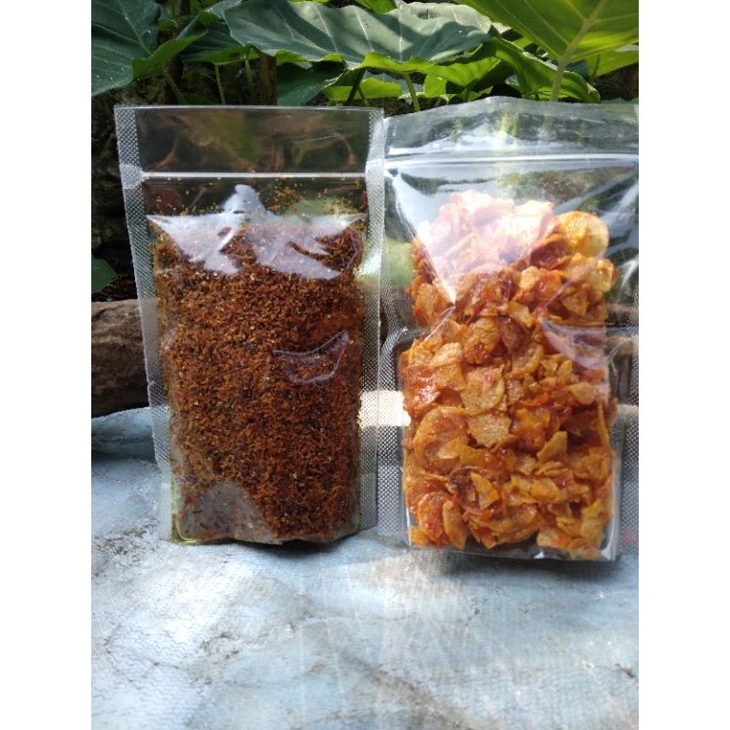 

srundeng kelapa dan keripik kentang pedas manis 150g