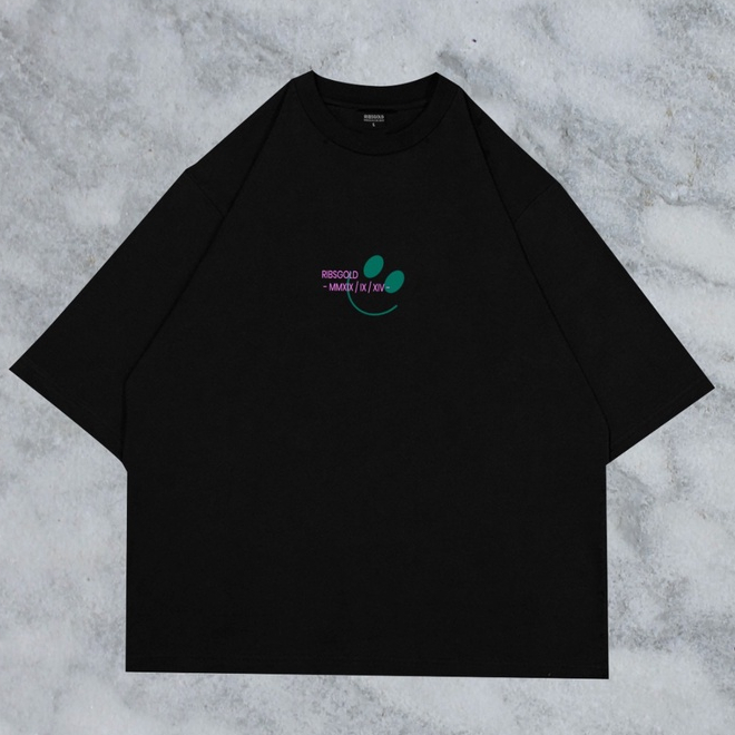 Ribsgold Kaos Oversize Graphic Pria - BePossitive