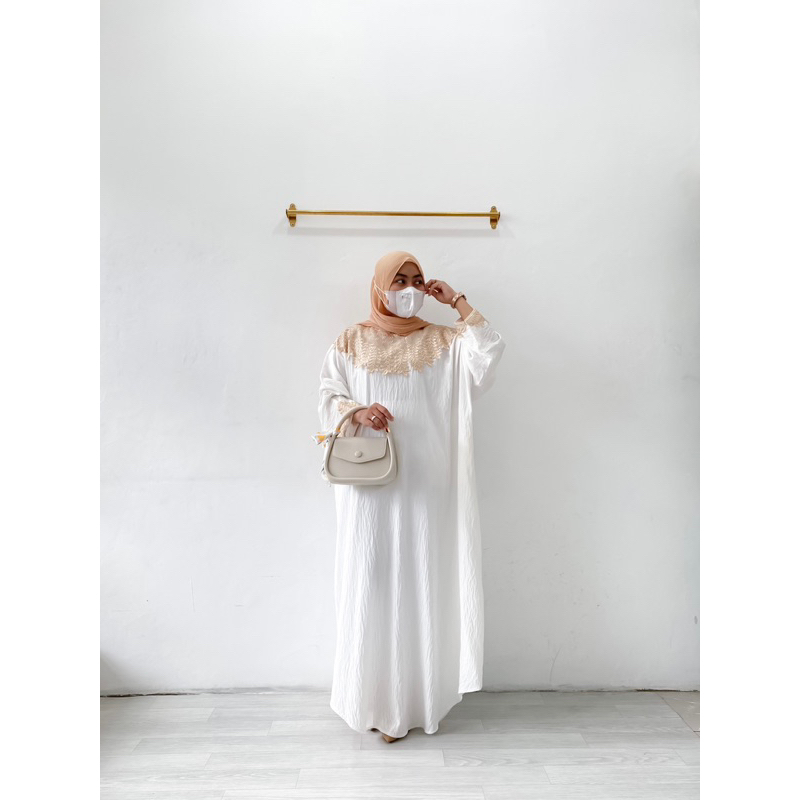 AURELIA KAFTAN