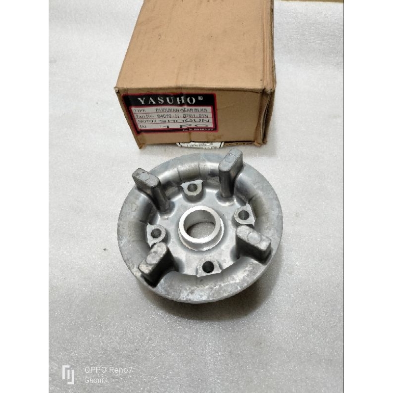 Dudukan gear belakang Shogun Shogun 125 smash rc100