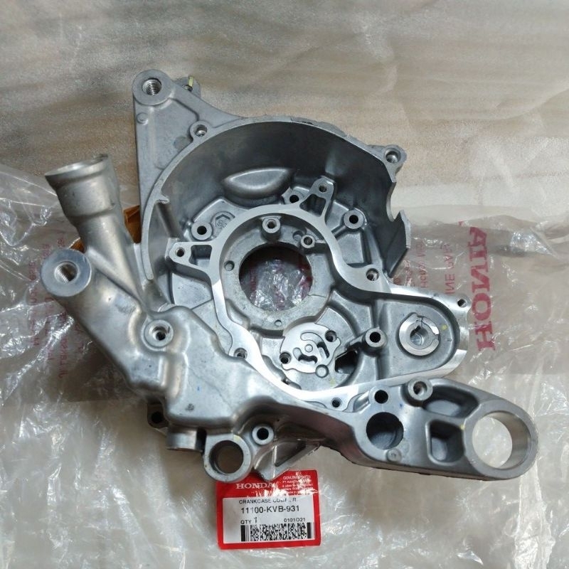 11100KVB931 Crankcase Comp R Blok Bak Oli Kanan Vario 110 Karbu Orginal Ahm