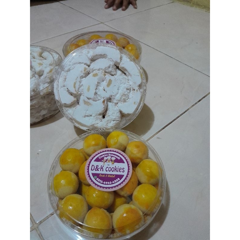 

1 paket kue