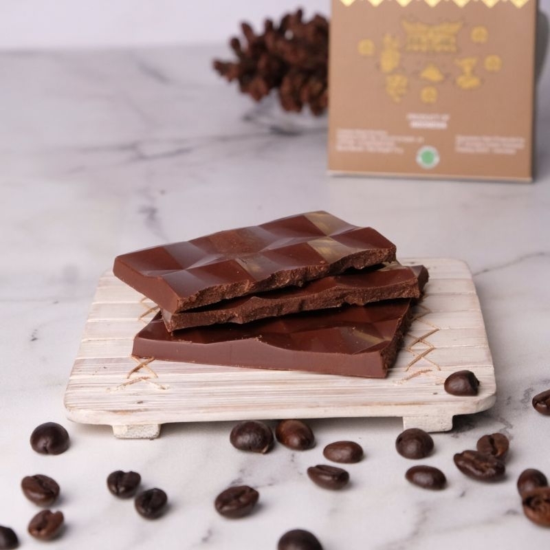 

LILE CHOCOLATE Sumatra Dark Chocolate 54% Coffee Nibs Bar 70gr