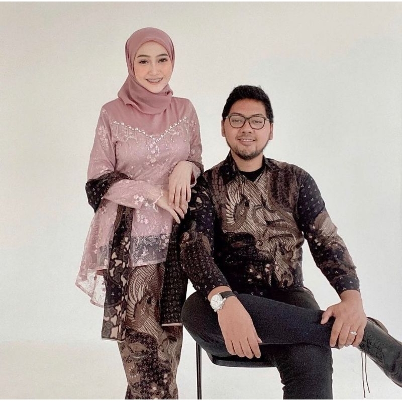 BATIK EXPRESS Kebaya Couple Maura Couple - Sania Ruffle Batik Couple Ori Ndoro Jowi DNT Garansi - Shopee Couple Ezula Dusty