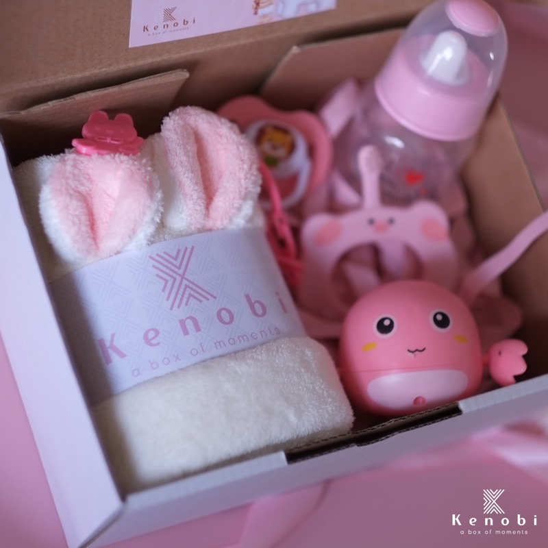 Hampers Bayi / Kado Lahiran Bayi / Mainan Mandi Anak / Sikat Gigi Bayi / Dot Empeng Bayi / Handuk Bayi / Botol susu bayi Baby Gift Newborn