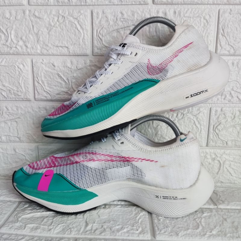 Sepatu vaporfly 2 size 42 nike