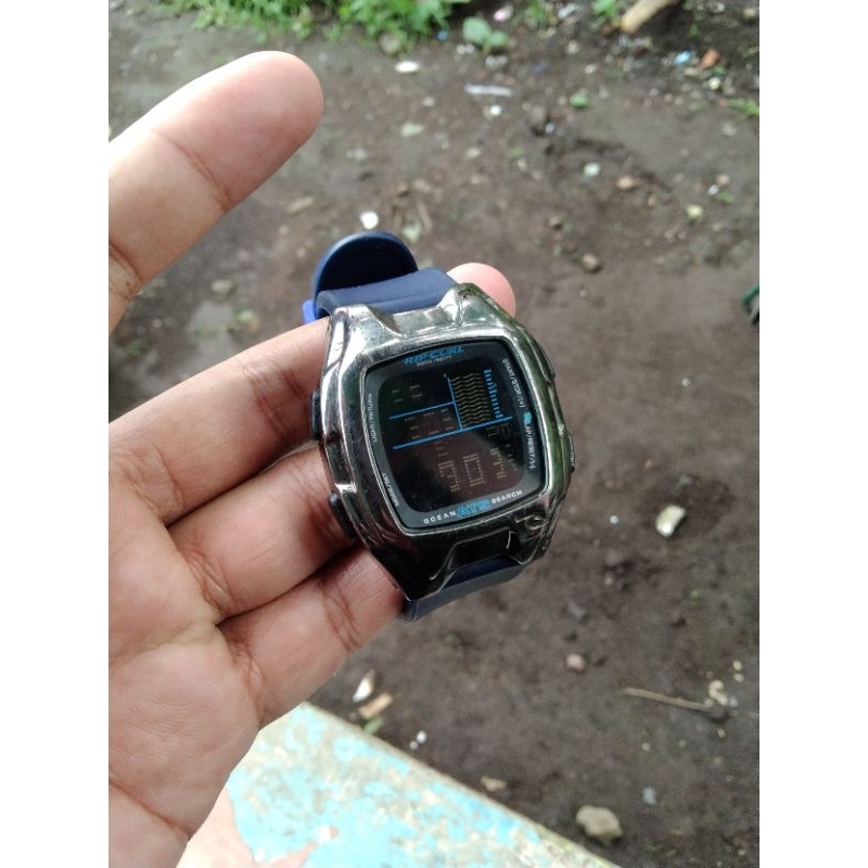 jam tangan rip curl preloved Second