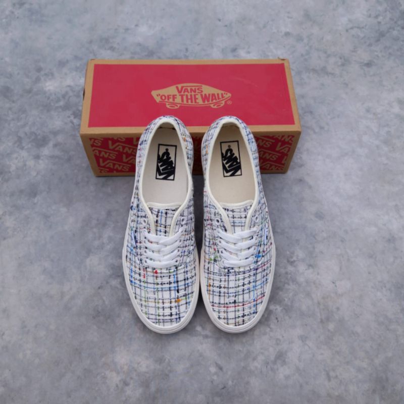 VANS AUTHENTIC WOVEN PLAID