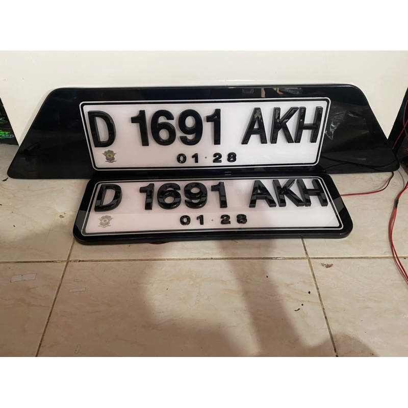 PLAT SULTAN MOBIL/PIRAMID/CEMBUNG/KOTAK/CHROME/BLACK