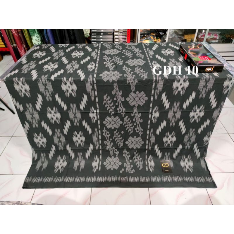 SARUNG GAJAH DUDUK ASIA KEMBANG HITAM MURAH