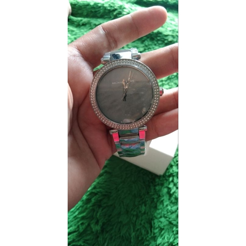 jam tangan wanita silver MK original MK6424