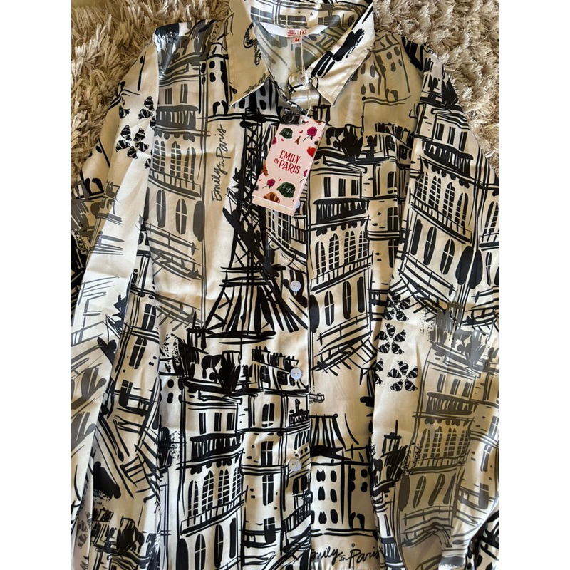 Benang Jarum Emily In Paris Shirt Harga undertag