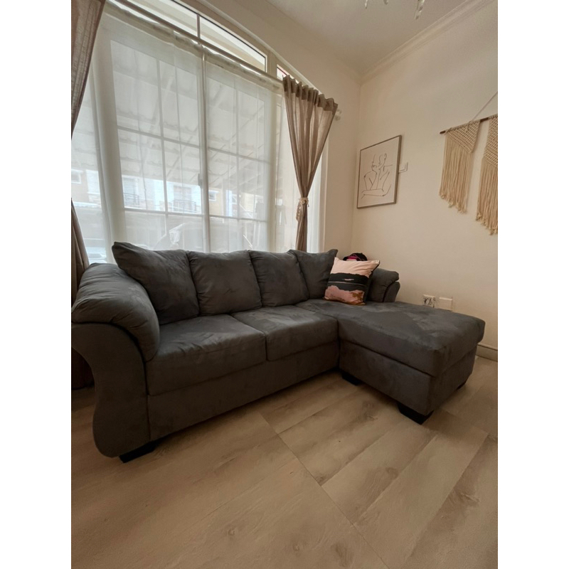 sofa ashley informa