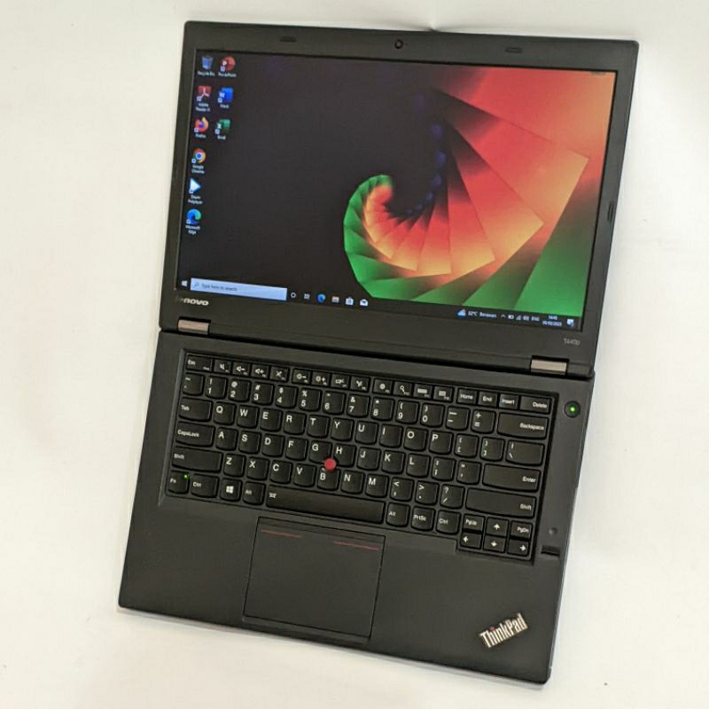 laptop  bisnis kencang lenovo thinkpad T440p - core i5 - ram 16gb Ssd 512gb Windows Original