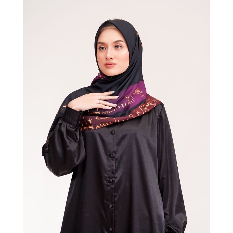 Hieroglif Scarf seri Arjuani ori by Li Scarf