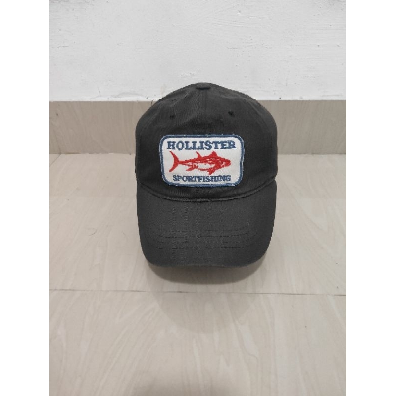 Topi Hollister second