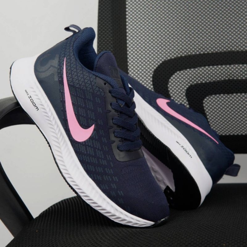 SEPATU SNEAKERS WANITA NIKE 35