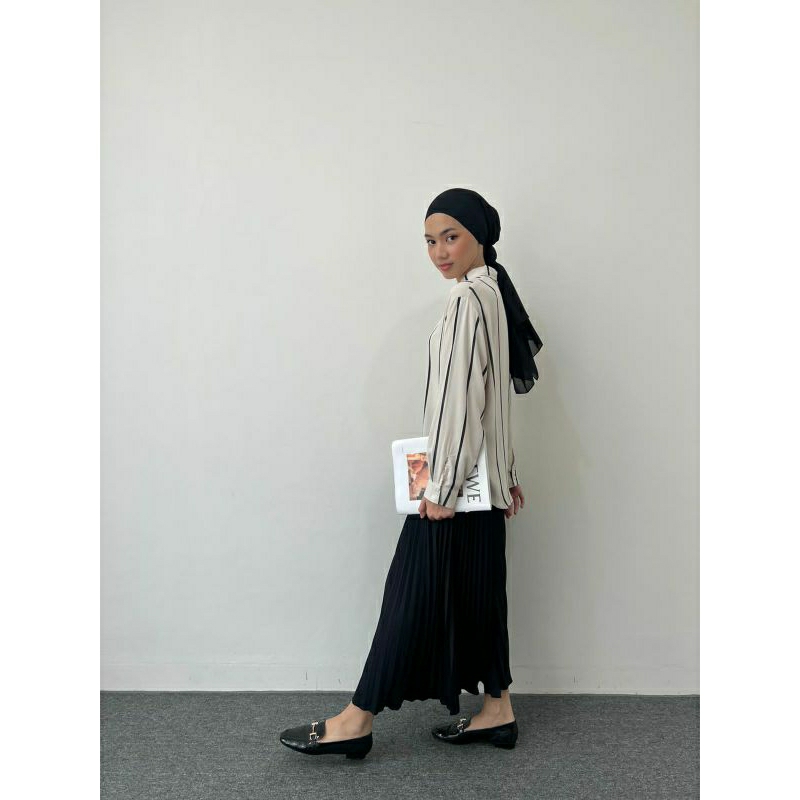 (MID YEAR SALE) Pattern Oversized - Stripes Oat Black (READY STOCK)