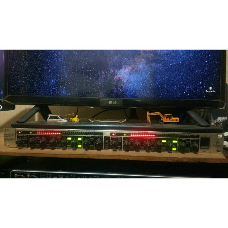 Behringer Composer Pro XL MDX 2600