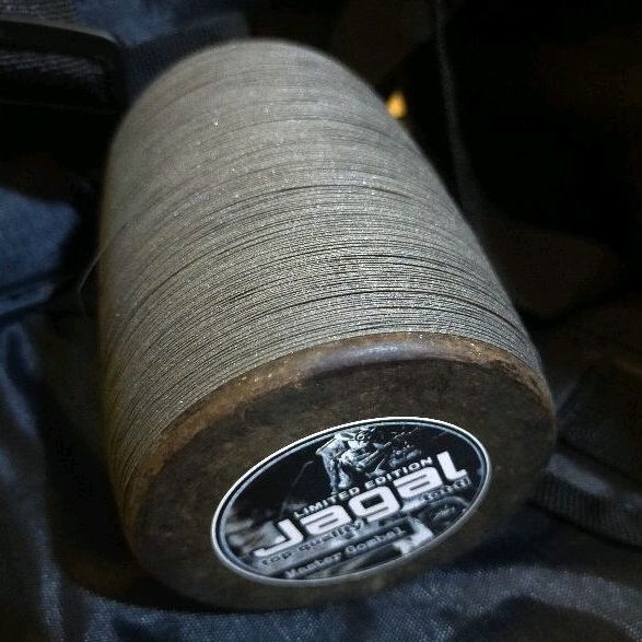 (For Player) Gelasan senar mati/matot abu JAGAL MASTER GOMBAL klos kayu 6000 yard original AirTrack