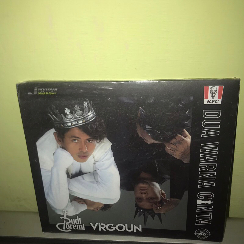[CD ORIGINAL] DUA WARNA CINTA - BUDI DOREMI & VIRGOUN (KFC edition)