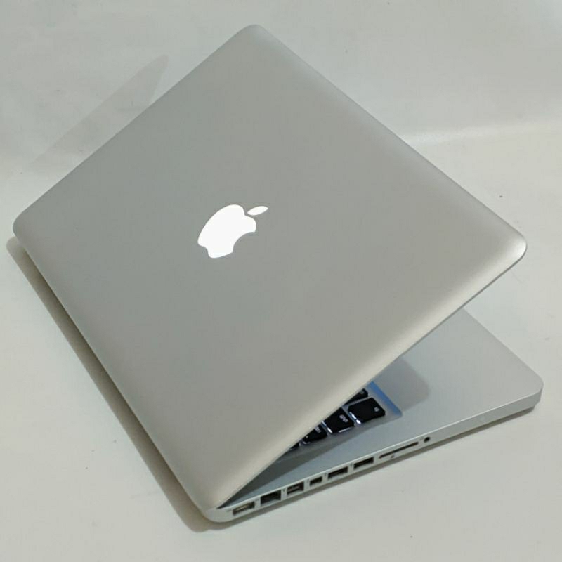 Laptop  original Macbook Pro 13 - core i7 - ram 16gb ssd 512gb