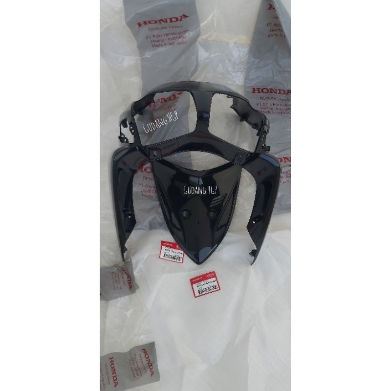 Cover Front & Cover Front Top Black Tameng Depan & Cover Dasi Honda Vario 110 Karbu 64301 64302-KVB-