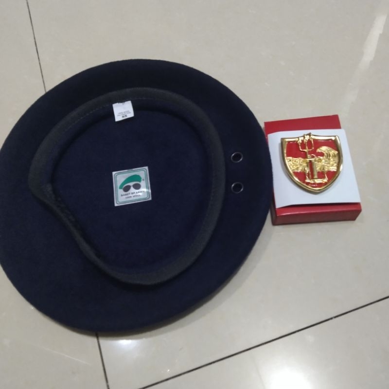 BARET TNI KACAMATA