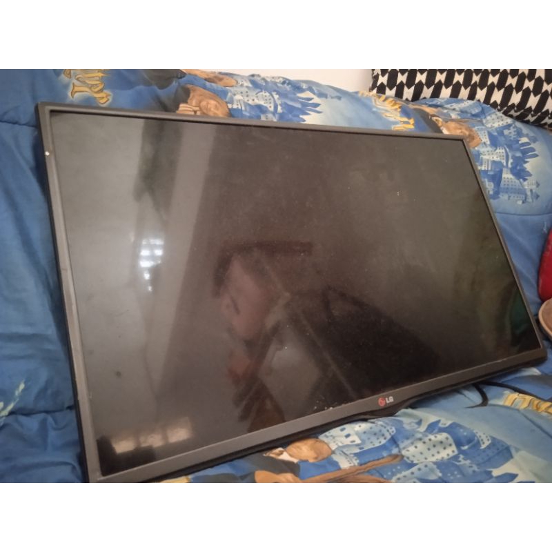 Televisi TV LED 32inc Toshiba LG perlu servis