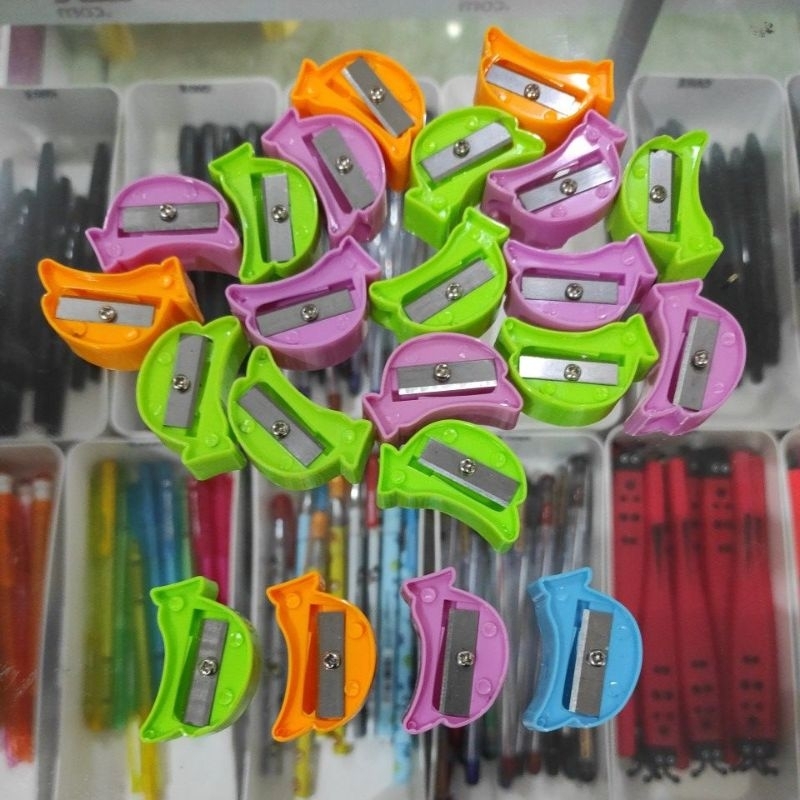 

Rautan pensil motif PISANG