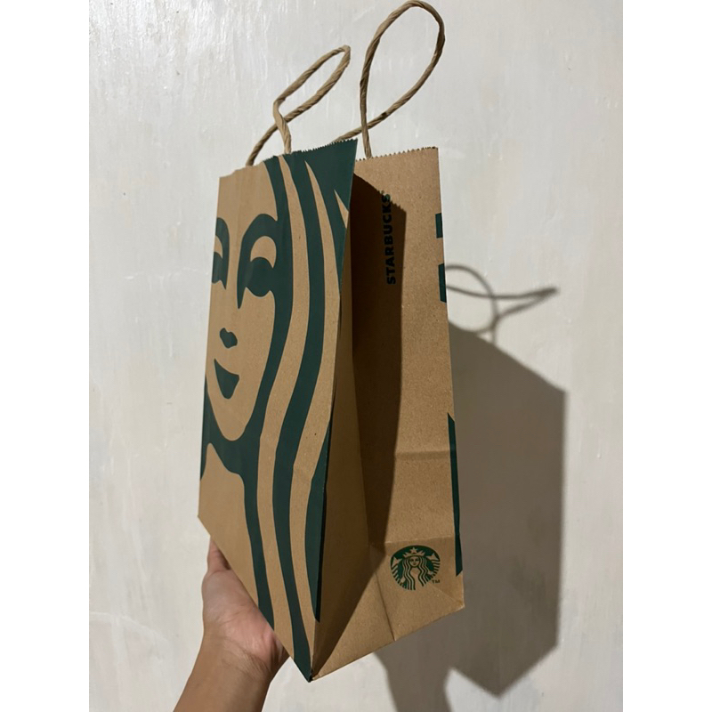

Tas Kertas/paper bag/ori starbucks/koleksi/tas kado