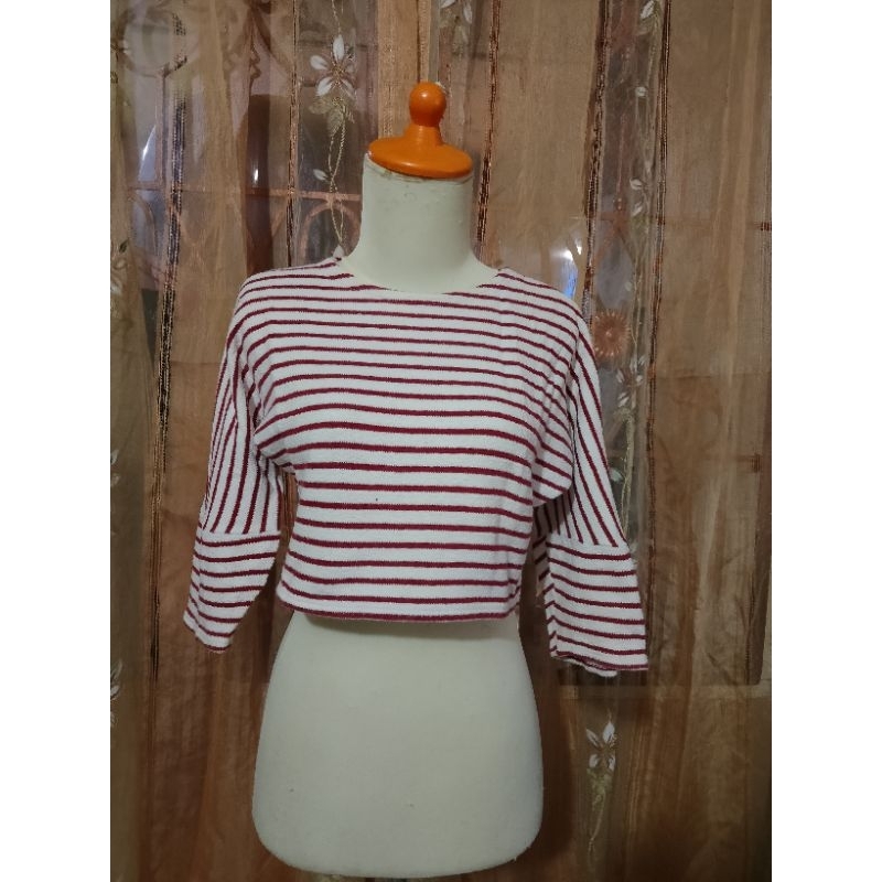 KAOS CROP GARIS GARIS WANITA