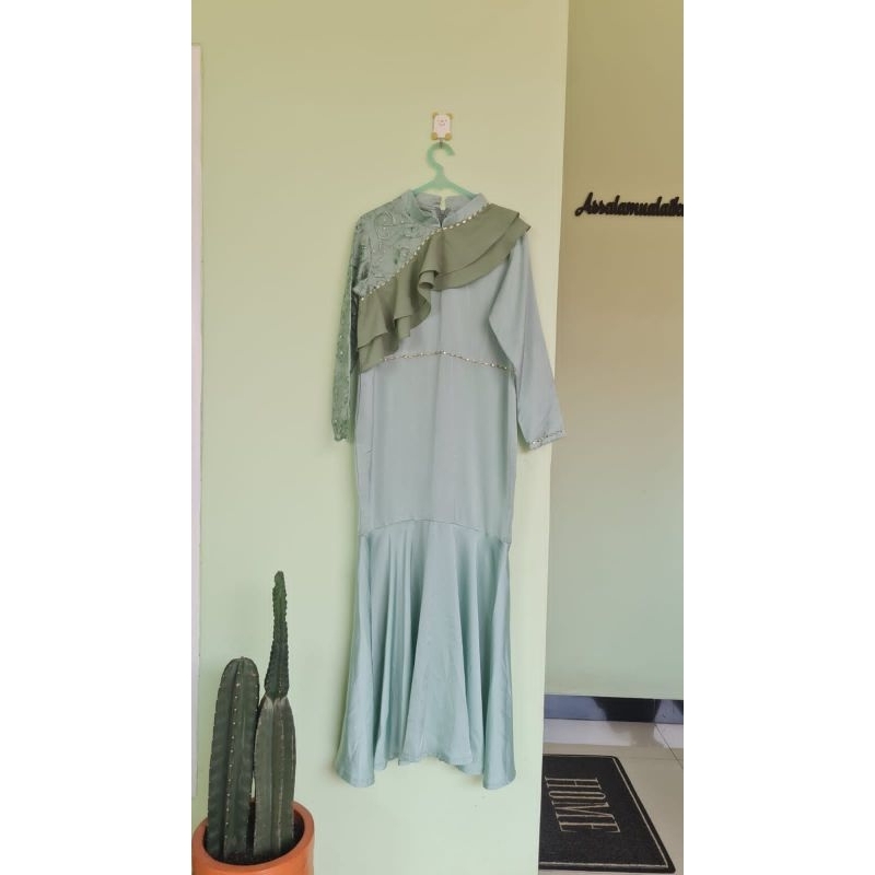 PRELOVED DRESS / GAMIS / SETELAN BRUKAT LEBARAN / KONDANGAN (BACA DESKRIPSI)