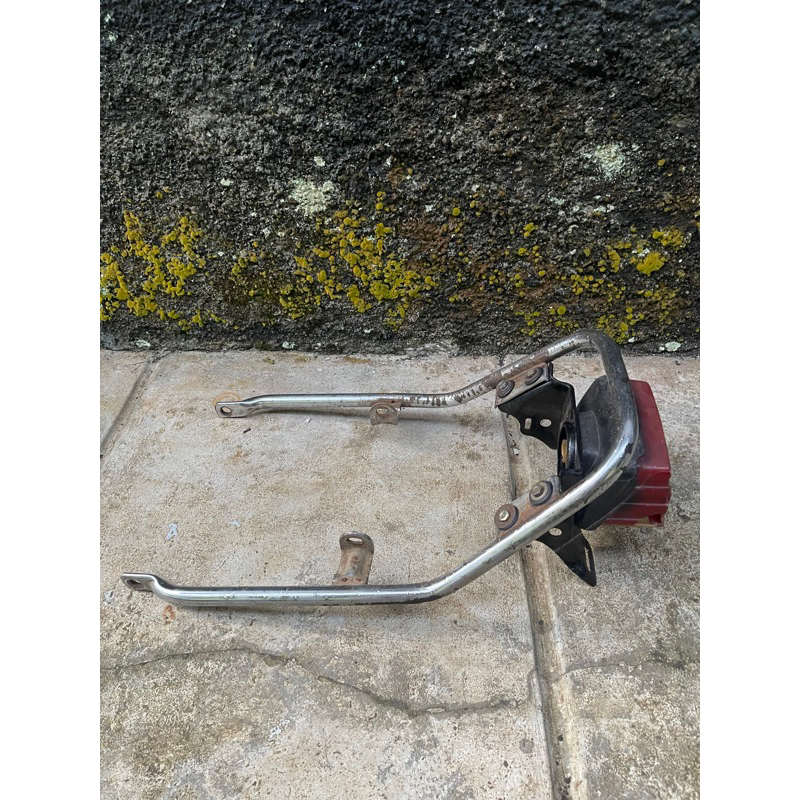 Begel GL100 Ori set pangkon lampu