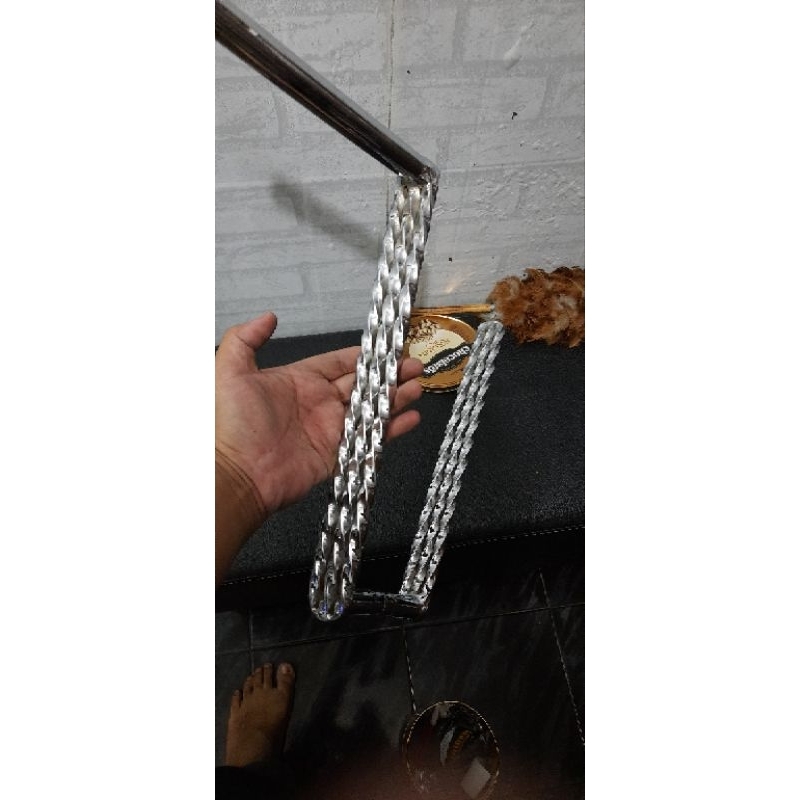 STANG LOWRIDER TRIPLE TWIST