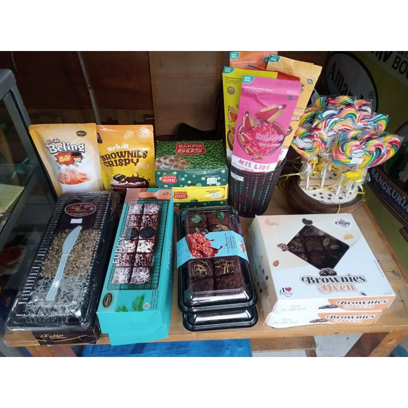 

brownis.coklat,keju