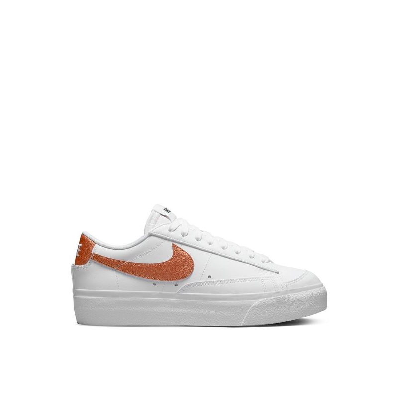 Sepatu Nike Women's Blazer Low Platform Ess Original
