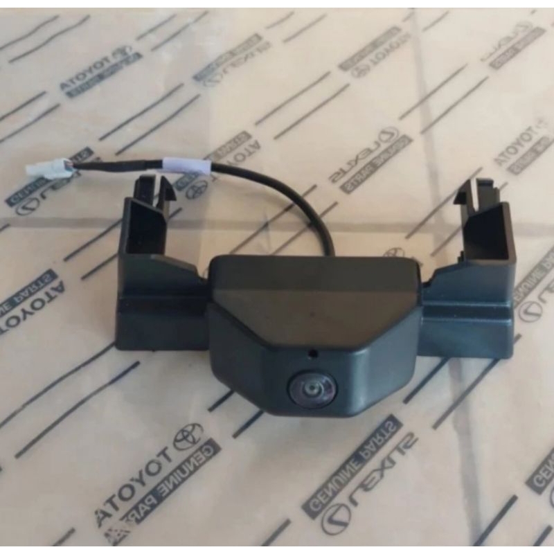 camera grill depan fortuner vrz 2021up