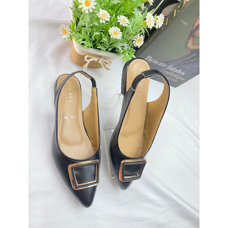 vinnci premium flat shoes kode loreans by misuta