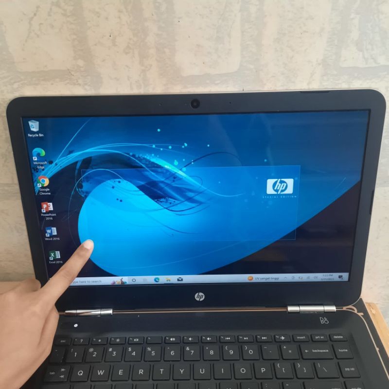 Laptop HP 14-al169TX intel Cor i5-7200U Gen7 Dualvga Nvdia 940MX Touchscreen FHD Gaming editing desain ok