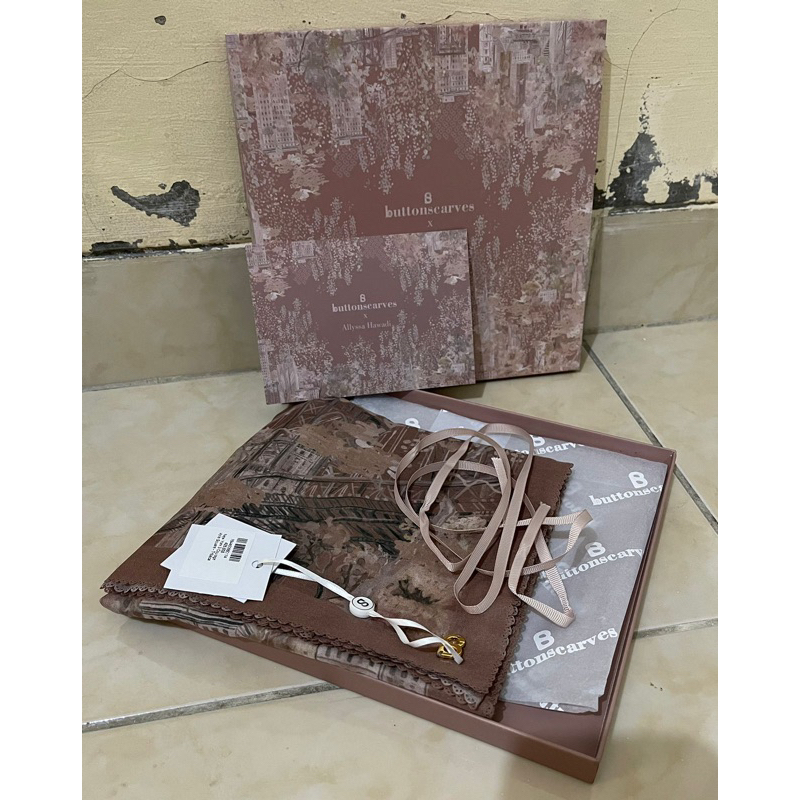 BUTTONSCARVES NEW YORK 3 TRIBECA