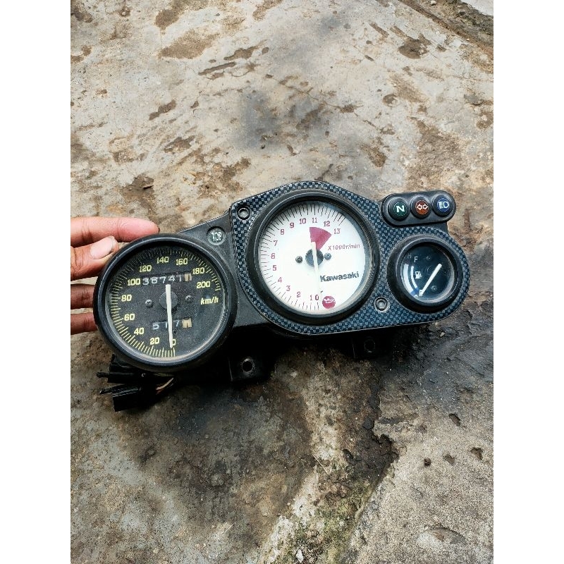 Speedometer ninja rr original.