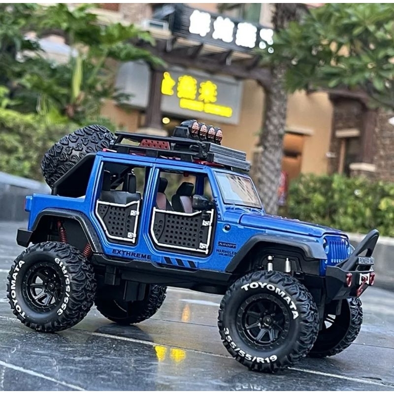 Diecast Mobil Jeep Wrangler Rubicon Miniatur Die-cast Model Jip Off Road Hard Top Skala 1:24