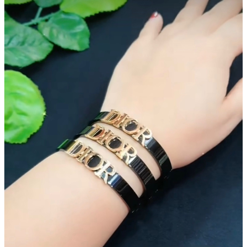 Gelang Dior