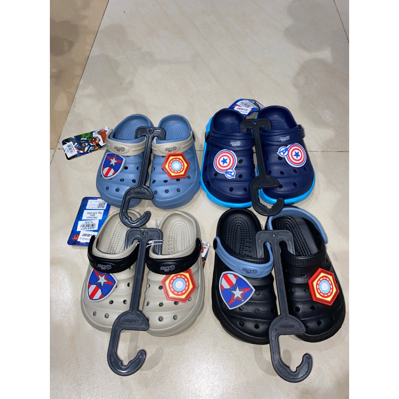 sandal slip on anak laki laki karakter avengers by zandilac