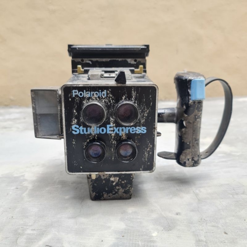 Kamera Polaroid 4 lensa Studio Express 1977
