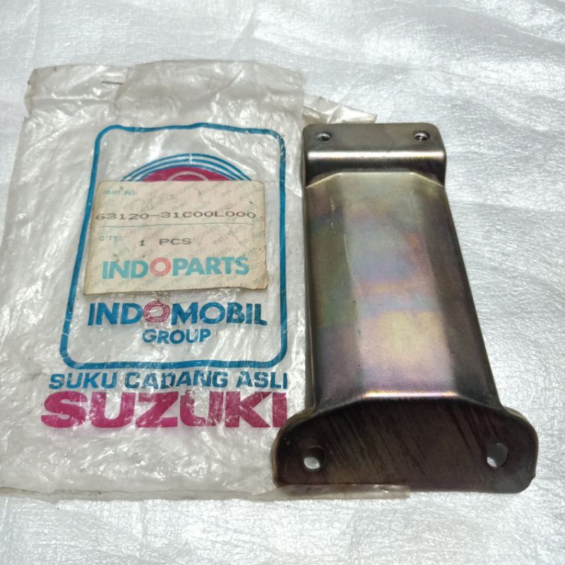breket bracket braket dudukan plat pangkon Spakbor slebor selebor belakang Suzuki crystal