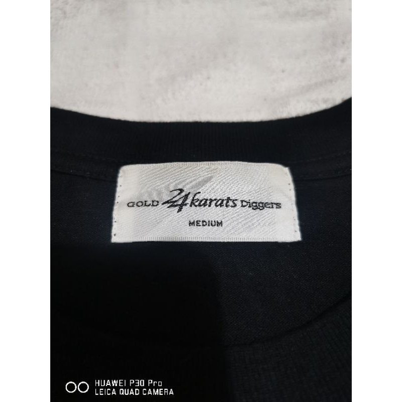 Hello kitty 24 karats